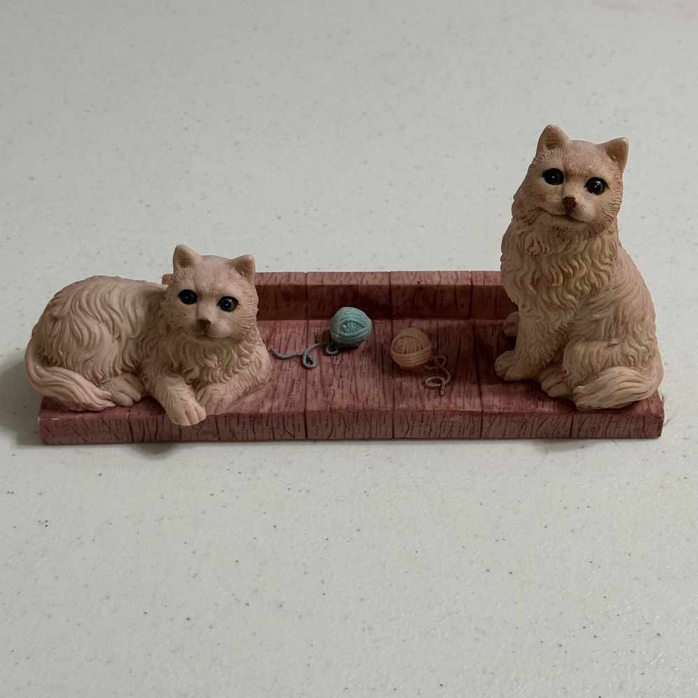 Continental Creations Yellow Persian Cat Resin‎ Photo Frame Holder Kitschy VTG
